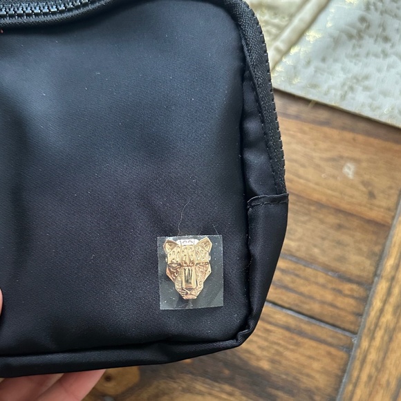 Effy Nylon Crossbody Sporty - Picture 2 of 6